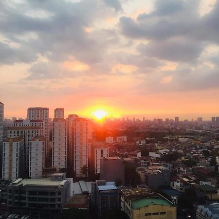 Ronz Deca Hills Aparthotel Mandaluyong Exterior foto