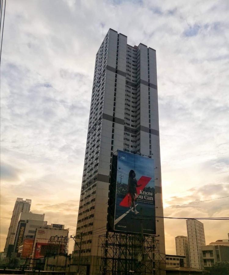 Ronz Deca Hills Aparthotel Mandaluyong Exterior foto
